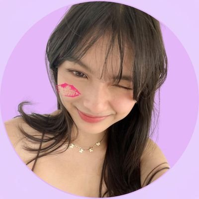 viewsclue's profile picture. waynona, u have my heart 🦢🩰🐚🌸