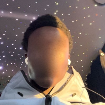 dysk9vic's profile picture. larentevie+