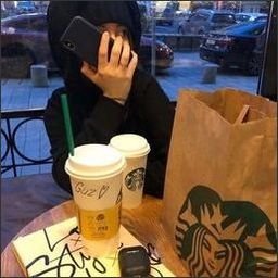 Zrauojeac3630's profile picture. 