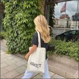 Irberllee30454's profile picture. 