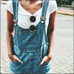 Fruufa420438's profile picture. 