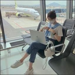 gawkcal12017's profile picture. 