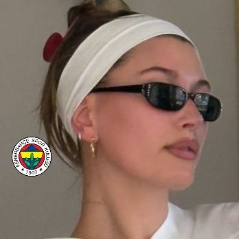jikookwsy's profile picture. “when you tell me you love me, ı’m walking on clouds Fenerbahçe💛💙