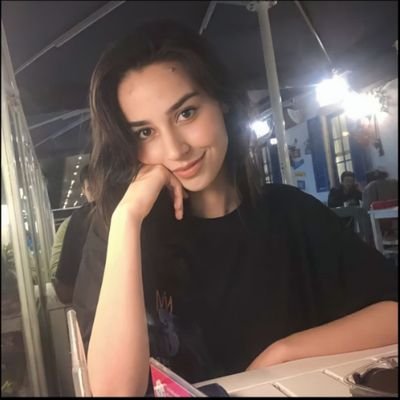 zehranlgg's profile picture. 