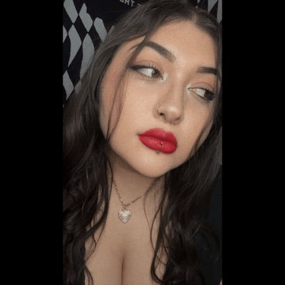 Ashleyalesana's profile picture. I play val and work a pink collar job 🩷 I love life