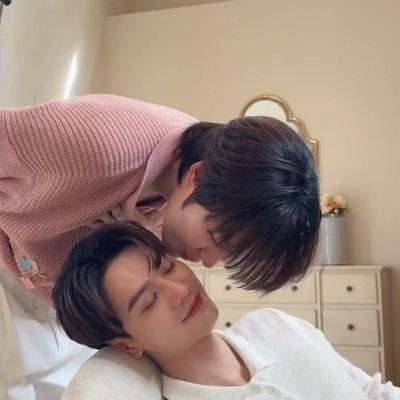 vvyyvvvii's profile picture. 