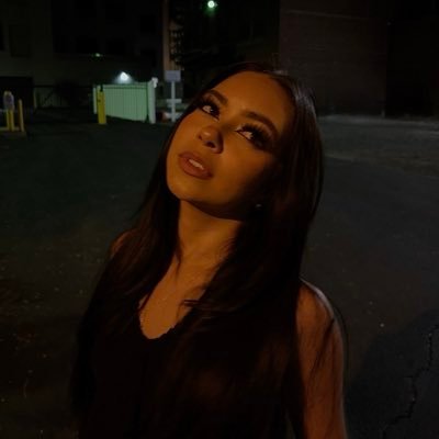 GiannaGarchar's profile picture. 