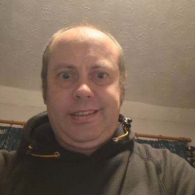 Thebaronsynth's profile picture. My name is Aaron Andrew Ward and I'm an iPad Artist and an electronic musician.