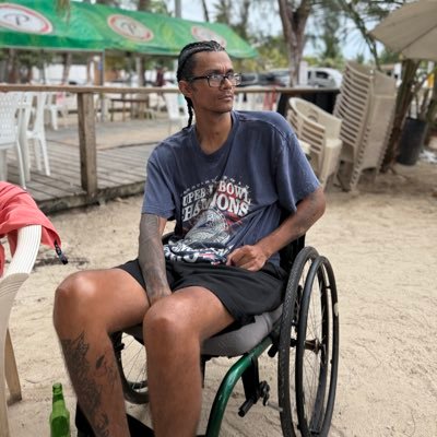 Kayceebeasts's profile picture. a real life human..oh yea I broke my neck. Follow me on TikTok, twitch, and Instagram : @kayceebeasts