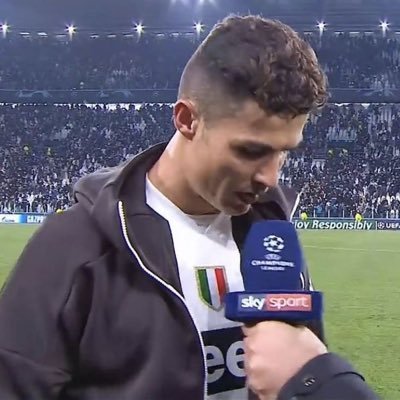 illix11_'s profile picture. ولدت اتحادياً وترعرعت بحب كريستيانو | @CURVAGOLD