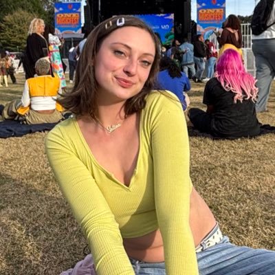 emily_estrada's profile picture. talk to me nice, or don’t talk to me at all (she/they) MSU alum