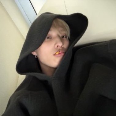 cb97logs's profile picture. i dont fucking care bro