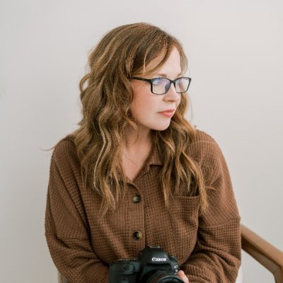 lizcookphoto's profile picture. 📸 Central VA family & newborn photographer. Calm, timeless sessions for joyful images. Styling tips & photo ideas for Lynchburg, Roanoke & beyond.