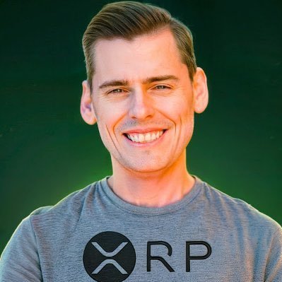 CryptOsenceii's profile picture. Grab my free XRP master Course right here: https://t.co/R34iDBs8nP and learn everythingyou Need about XRP!