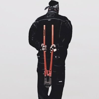 super_gremliin's profile picture. Me vs Me