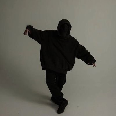 RopZydrrop's profile picture. I edit photos.