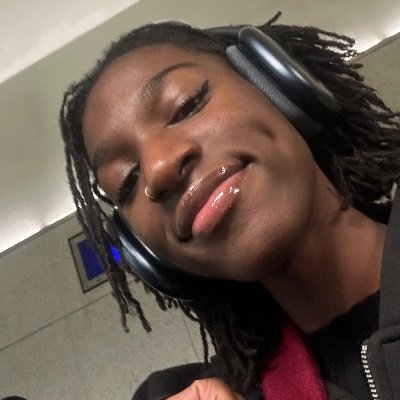 SweetieMayK's profile picture. jm trop les singes les éléphants & les pokémons de type eau