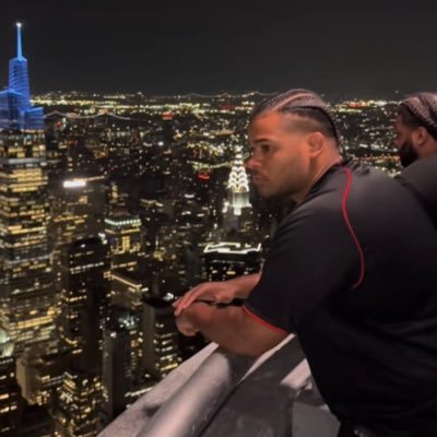 ozne37's profile picture. hi