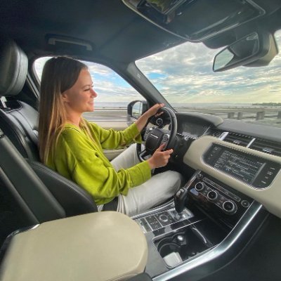 EllisObannion90's profile picture. Business leader with a passion for travel, cultural exploration, and creative cooking. I value simplicity in life and think globally.