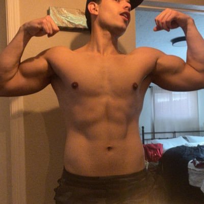 rmiramontess's profile picture. viewer discretion advised