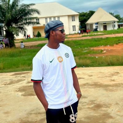 ChideraDarien's profile picture. 🦋✨Ain't chasing notin but a better life.
Gotta keep hope up💐💪