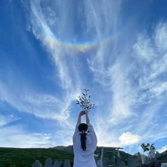 zATvm70NU568911's profile picture. 巫女 神職・巫女舞人・行者l 魂の花を咲かせる巫女 Hanaの本音のnote☆ l ヒーラー・チャネラー・星よみ・ハーブティー制作 l 自分らしく魂を輝かせ地球を生きるお話など l 宇宙の叡智を活かし地球と共に地に足つけて、現実の今を生きる事を心から大切にしています。