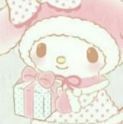 petalshining's profile picture. 30+ | they/them | ♑️ ☀️+ ♏️🌙 + ♋️ ⬆️ | mostly kpop but a little bit of everything else too ^ ◇ ^