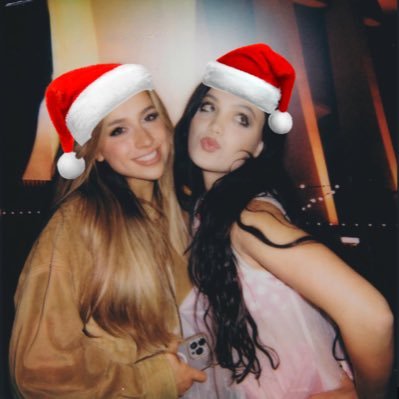 mikaylasrwylm's profile picture. 