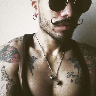 daddy_hot33346's profile picture. Anyone available for slamming I’m very horny right now we got T and G and ice and Coke ❄️🍆🌈💊 check out our telegram channel and let's party 👇👇