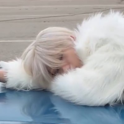 DE0BIZONE's profile picture. big multi ✨ how do i make this about tbz or justb? #TheBoyzIs11 #JusticeForHaknyeon