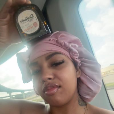 jvcqlynn's profile picture. ya fav narcissist 💋