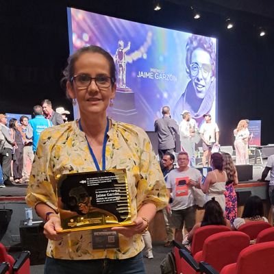 audiovisuarte's profile picture. Dios|Madre|Esposa
Periodista, Relaciones Públicas en Cali, productora audiovisual. #Gestoracultural #culturadepaz #ArteSomosTodos