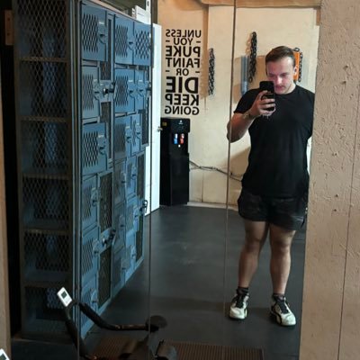 JustVqbez's profile picture. #GoBlue • @HKLGamingFamily • competitive 2K(SG) •