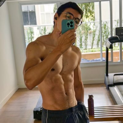 _PauloFraga's profile picture. • Diretor de Arte • Streamer • Comunicador • Podcast Geekbar • https://t.co/mMdALXTK0y • Podcast @podcastbigbigbr