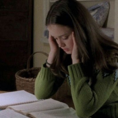 manusfuture's profile picture. stay focused and trust the process