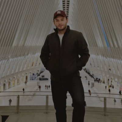 Alexberniet1895's profile picture. 🍋