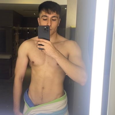 ArcaniAlex27's profile picture. | IG: https://t.co/3JvMwxWumc | Mexican Boy 🇲🇽| Adults Only -🔞| 1.80m - 5’11”ft