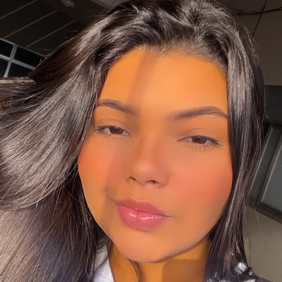 Crf_AlineMay's profile picture. Perdi o outro 😭