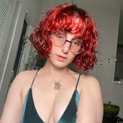 AshleySoph99418's profile picture. 