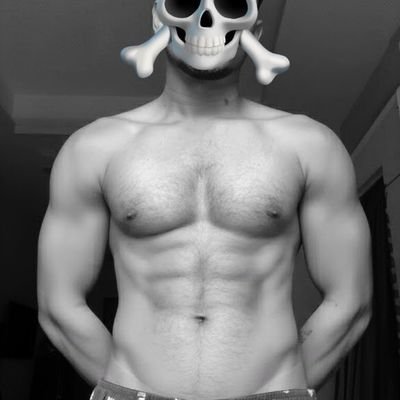 4mantelaguna32's profile picture. Bull muy dominante en los 30. Educado, limpio y discreto con 10 años en ambiente, discreto dotado y atlético.