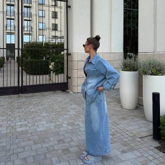 Emily45668's profile picture. Some people dream of success, others make it happen 🇺🇸 #MAGA, #IFBAP