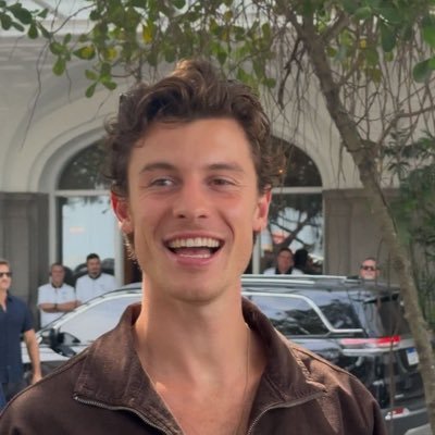 shawnwhywhywhy's profile picture. But here I am, singin' songs again ♡ #shawntwt #omrtwt | priv: @shawnxomar