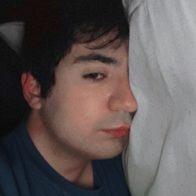 lawsbymariano's profile picture. 23 | Derecho | Me gusta hablar de lo absurdo de la política y la vida. A veces también hablo de cine.