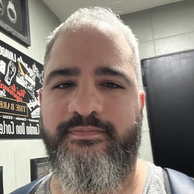 leotorres2704's profile picture. Acrobacias varias, rol, juegos de mesa, nerdismo y otras cosas. @leantorres2704 en ig