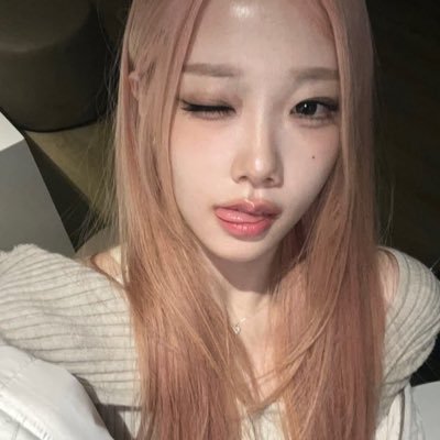 strawwcait's profile picture. あ mhm ?