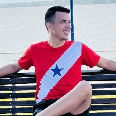 thinaziazeno's profile picture. Filho legítimo da Nazinha, a Rainha da Amazônia.
Criado com pirão de açaí, entoces, não venha forte!