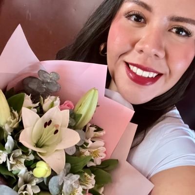 Brenvainilla_'s profile picture. Siempre seré una fan girl | Twitter es mi diario (no tan) personal | 333 🔮