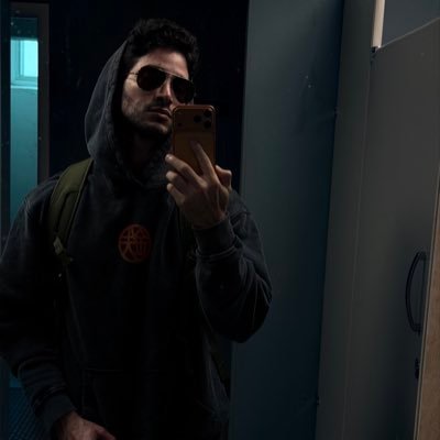 itslikelyben's profile picture. burner