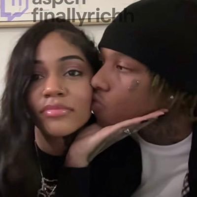 dadaluvphatma's profile picture. 20😌guy with a long thick pretty grithy veiny ass dick