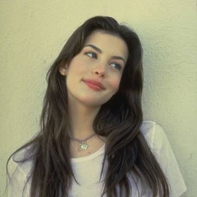 bisusucanmi's profile picture. 